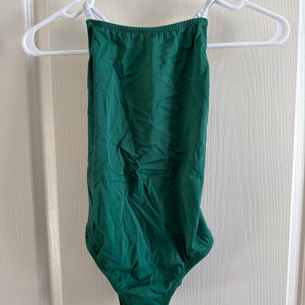 Competitive swimsuit